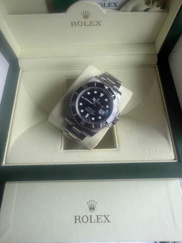 Rolex Submariner (Black Dial & Bezel) – 2016 (Ref. 116610LN)
